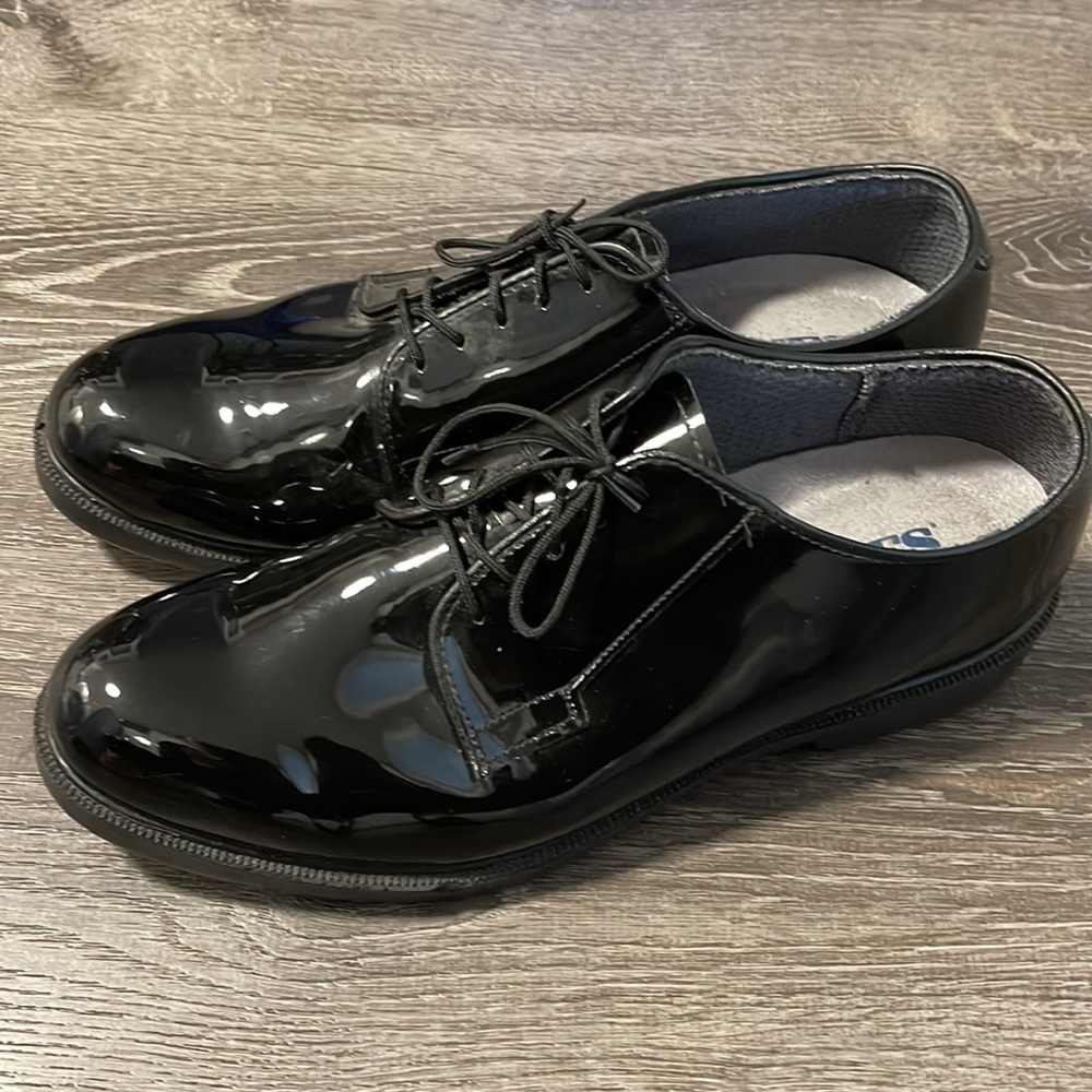 Mens size 11.5 Bates Dress Shoes